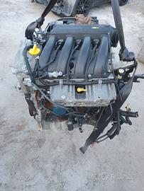 Motore +cambio 4x4 Dacia Daster 1.6 b sigla 4km A