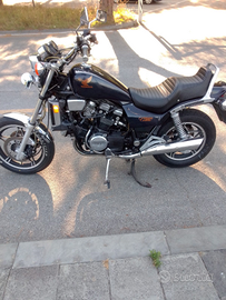 Honda VF 1100 Custom