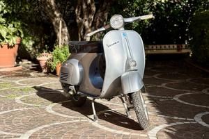 Vespa 50