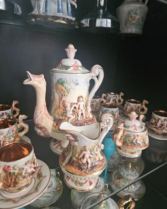 Servizio antico capodimonte