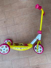 Monopattino a 3 ruote di Masha e Orso. H. 58cm