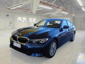 BMW 320 Business Advantage aut. 4 PORTE BERLINA
