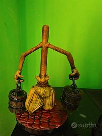 Scopa incantata dal film di animazione Disney