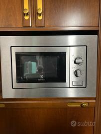 Microonde electrolux incasso