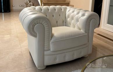 Divano due posti+poltrona maxi chester