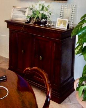 Credenza classica