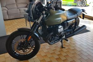 Moto Guzzi V7 III 750 Stone