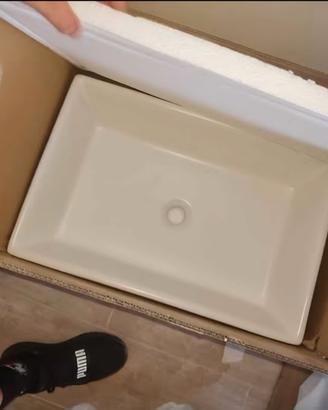 Lavabo d'appoggio NUOVO- Mai utilizzato!