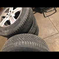 4 gomme invernali  con cerchi 