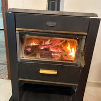 Stufa a legna Deville