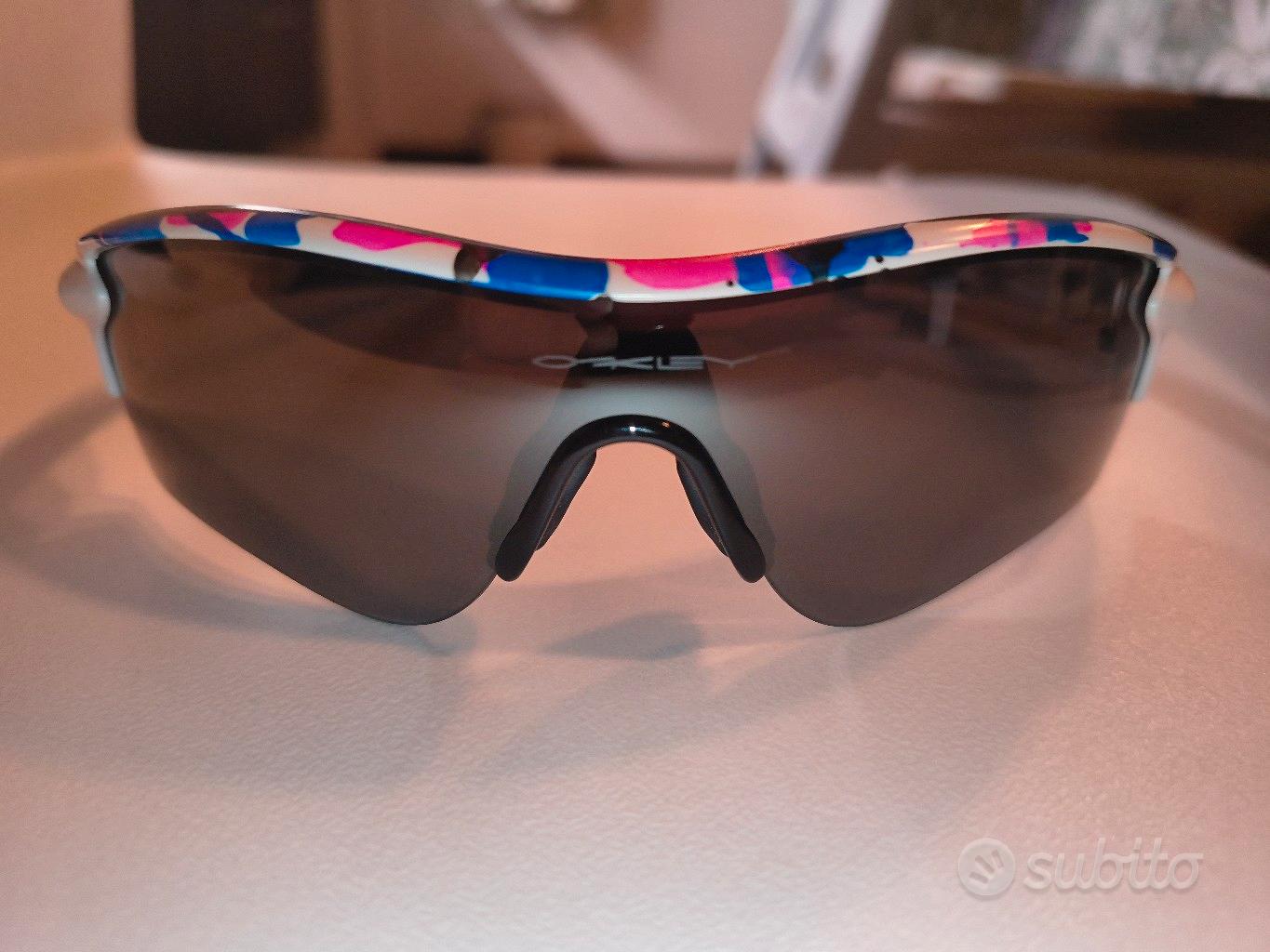 occhiali da sole oakley collezione kokoro Abbigliamento e