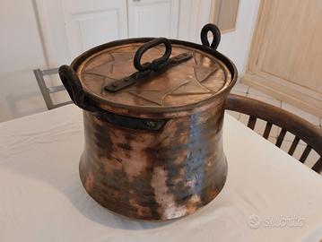 Pentola decorativa in rame del Salento 