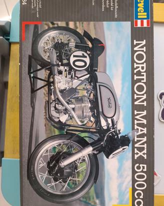 Modellino Revell 1:9 norton manx 500 cc