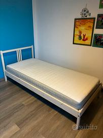 Letto singolo e materass Ikea