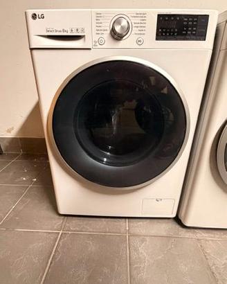 Lavatrice LG TurboWash 8 kg come nuova