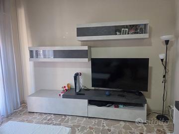 Parete attrezzata