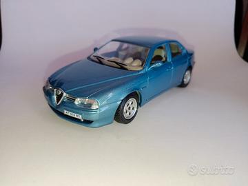 Alfa Romeo 156 1/24 Burago Bburago Auto Vintage 
