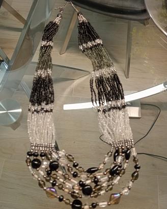 Collana vetro e pietre