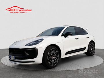 PORSCHE Macan 2.0 T