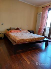 Camera etnico africana in legno massello