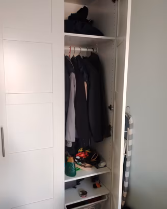 Armadio IKEA PAX 3 ante BERGSBO + Letto TARVA