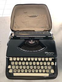 Macchina da scrivere