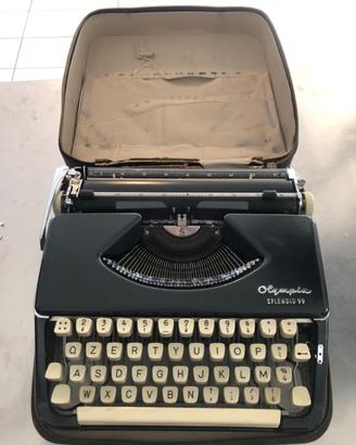 Macchina da scrivere