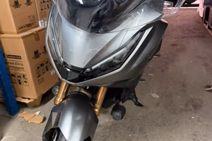 Honda 1100 DCT Travel,