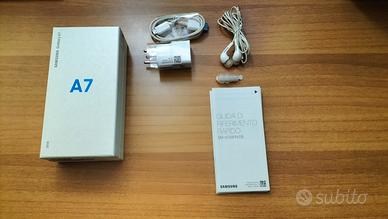 Scatola con accessori per Samsung Galaxy A7 – 2018
