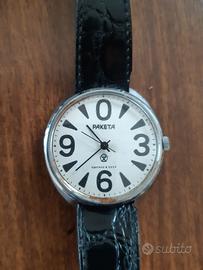 Orologio meccanico Paketa vintage 