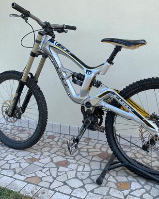 GT FURY DH