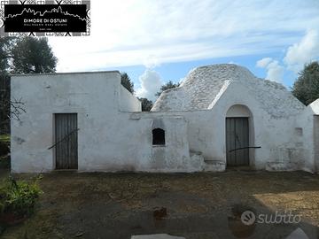 CEGLIE MESSAPICA - GRUPPO DI LAMIE con TERRENO 82