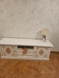 mobile e console d'ingresso