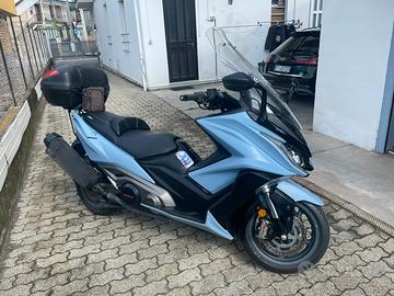 Kymco AK 550 anno 2022  perfetto