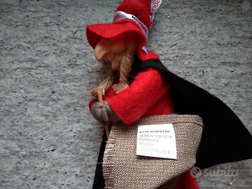 Etta scopetta Happyfania kinder Befanina Ferrero