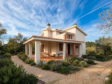 La tua casa indipendente a badde pedrosa