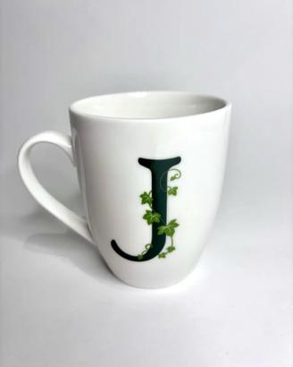 La Porcellana Bianca – Mug Lettera J con Edera