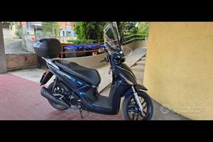 Scooter Kimco people S