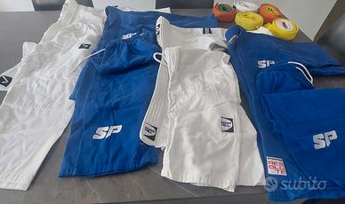 4 Judogi da judo per bambini