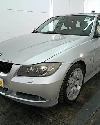 BMW 320 d Touring Attiva 177cv