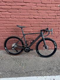 Canyon Ultimate CFR – Ultegra Di2, DT Swiss