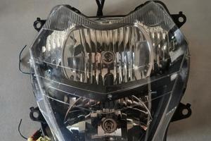 Faro Honda silver wing 600 