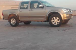 ISUZU DMAX
