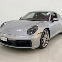 Porsche 992 Carrera 4