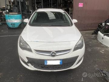 Ricambi Opel Astra Sport 1.6 2015