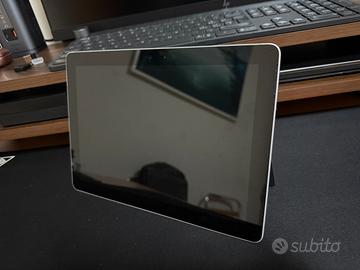 Microsoft Surface Go