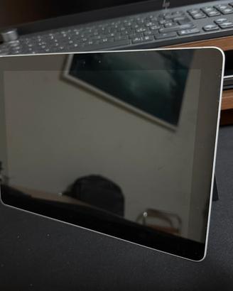 Microsoft Surface Go