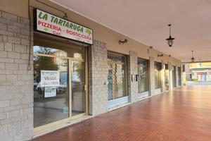 Locale commerciale/negozio/ufficio