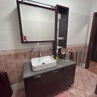 Sanitari e lavabo in ceramica stile classico