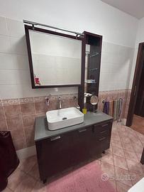 Sanitari e lavabo in ceramica stile classico